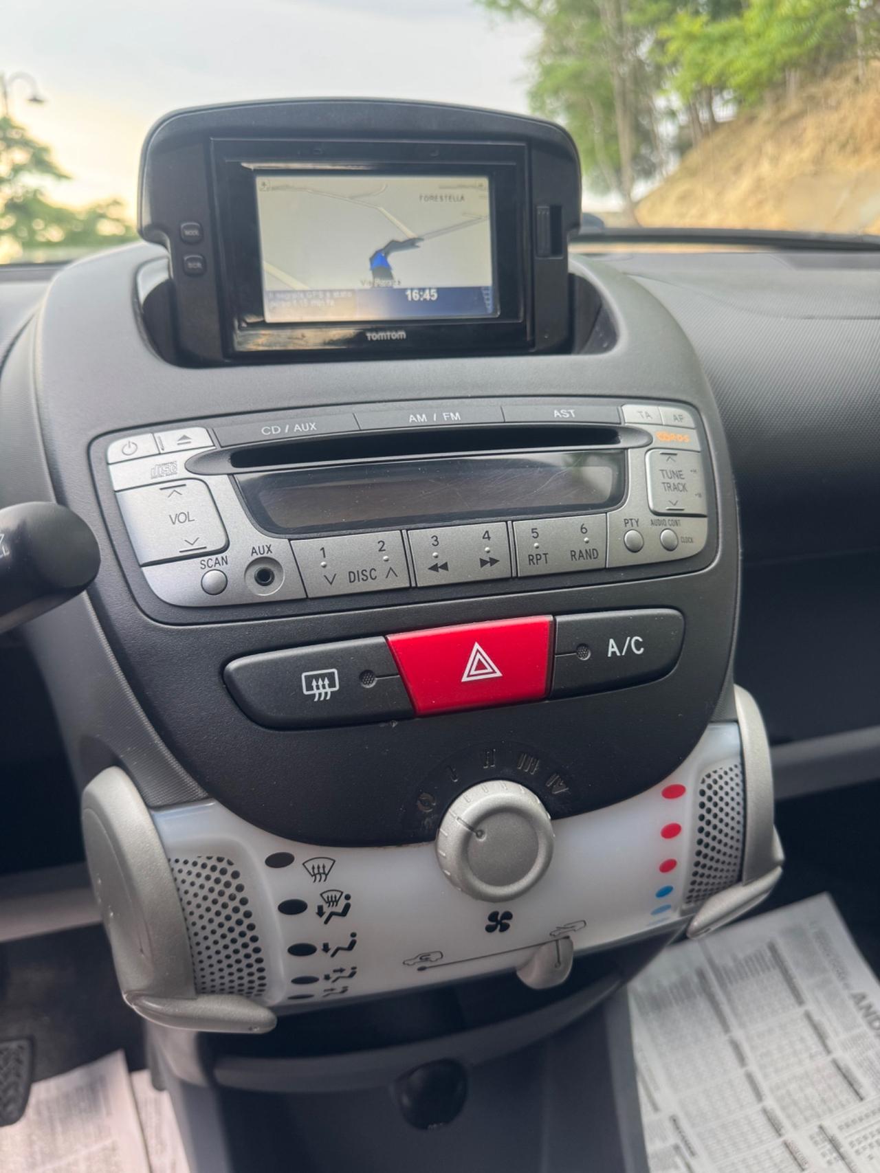 Toyota Aygo 1.0 Benzina 68Cv 2011