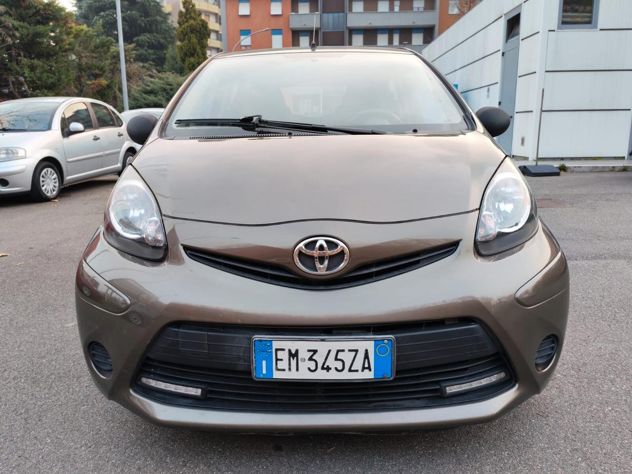 Toyota Aygo - FRIZIONE NUOVA !!!