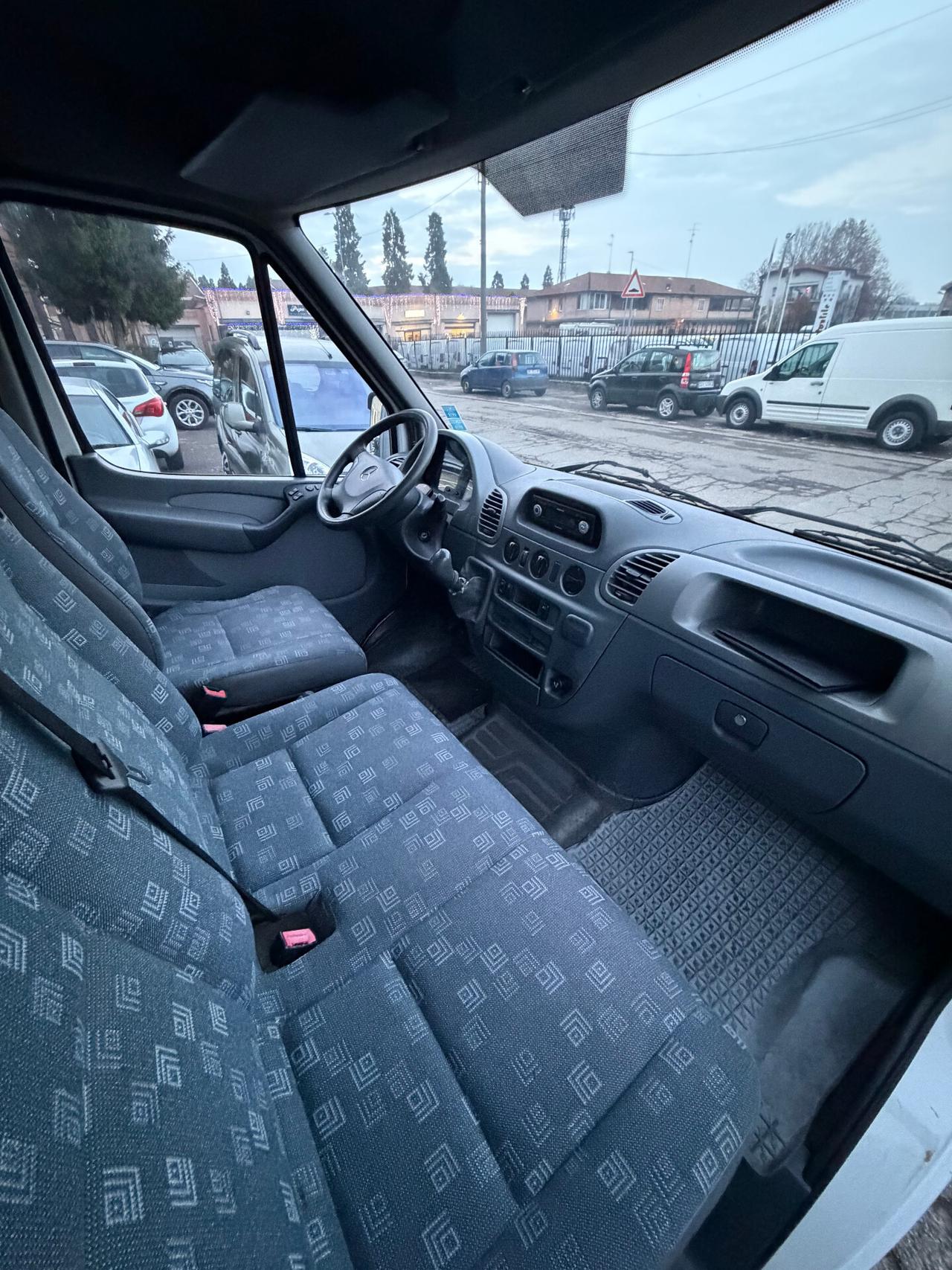 Mercedes Benz Sprinter