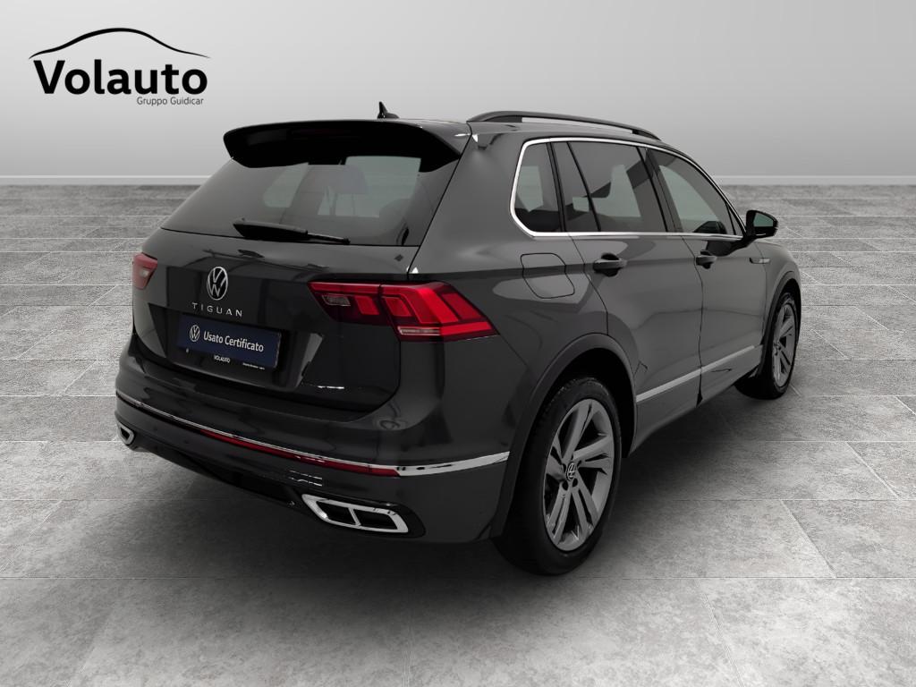 VOLKSWAGEN Tiguan II 2021 - Tiguan 1.5 tsi R-Line 150cv dsg