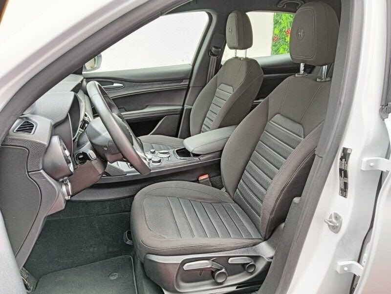 Alfa Romeo Stelvio Stelvio 2.2 Turbodiesel 160 CV AT8 RWD Super