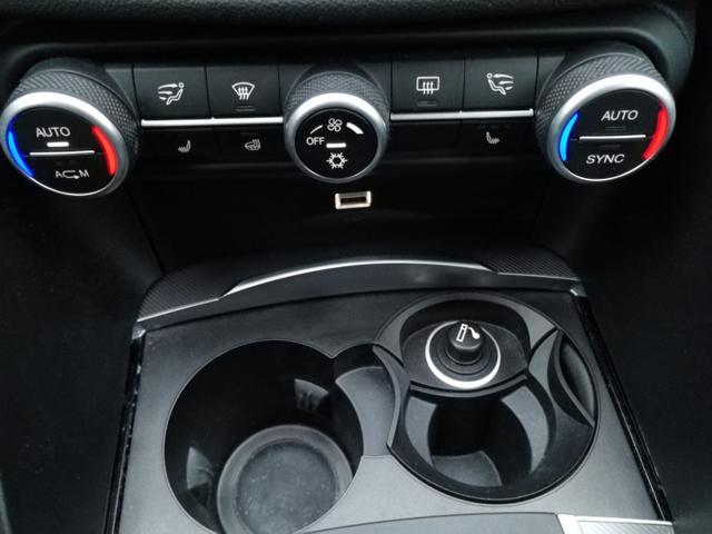 ALFA ROMEO Giulia 2.2 Turbodiesel 210 CV AT8 AWD Q4 Veloce
