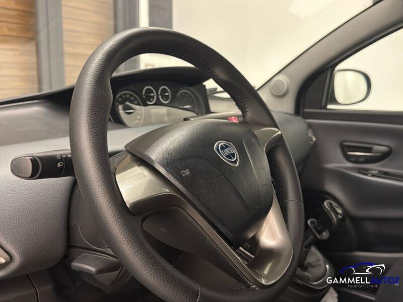 Lancia Ypsilon LANCIA YPSILON GPL
