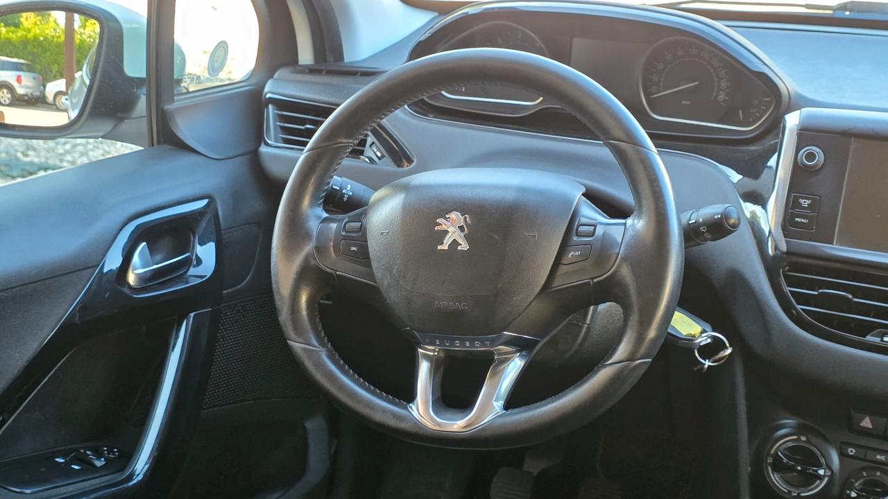 Peugeot 208 1.4 HDi 68 CV 5 porte Allure