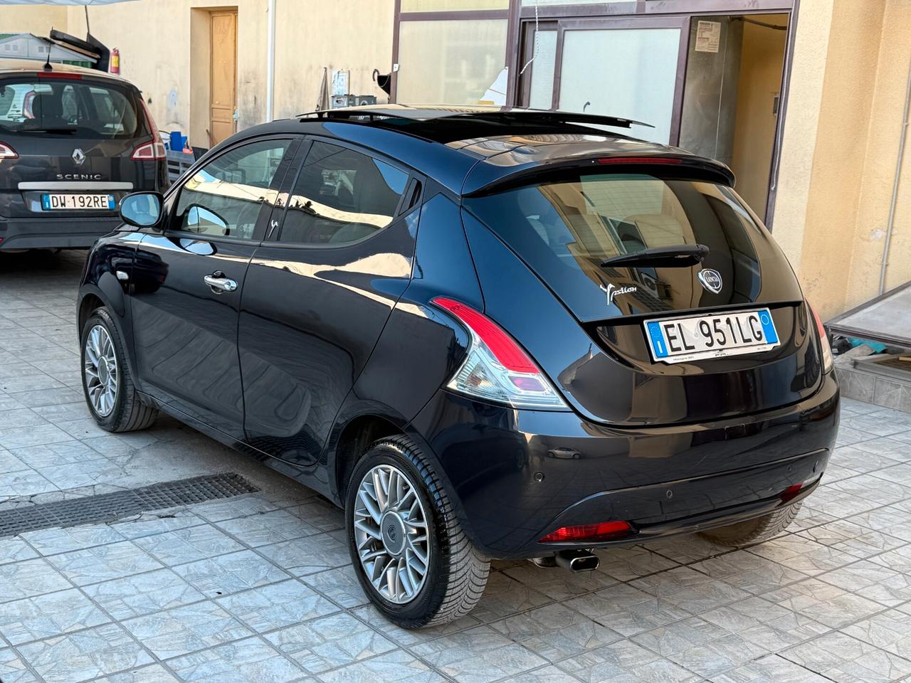 Lancia Ypsilon 1.3 MJT Platinum *TETTO APRIBILE