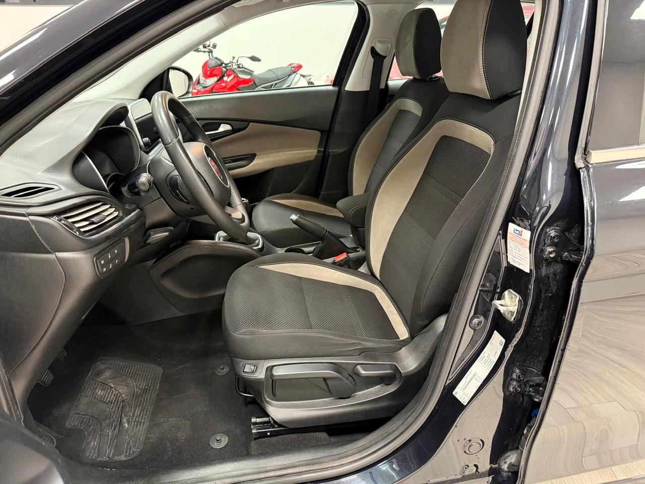 Fiat Tipo 1.6 Mjt S&S SW Lounge