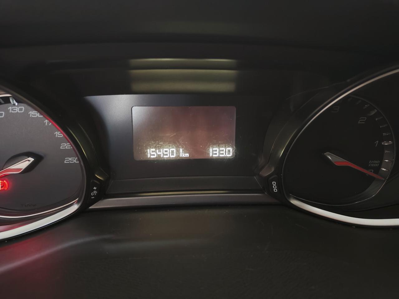 Peugeot 308 BlueHDi 120 S&S EAT6 SW Allure