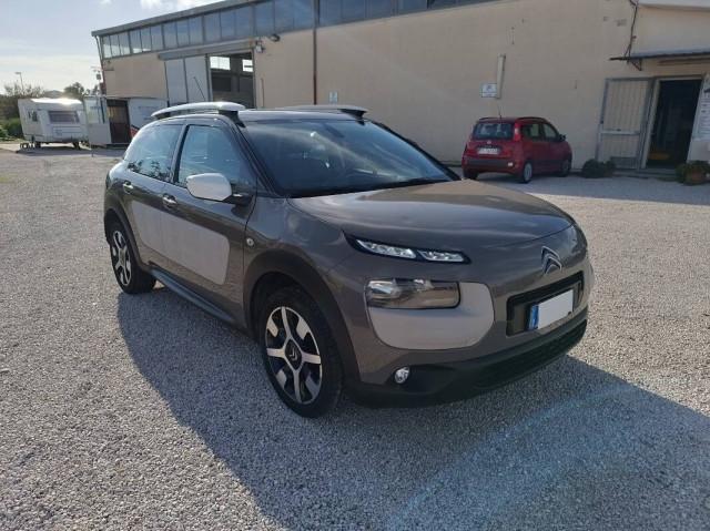 Citroen C4 Cactus 1.2 puretech Shine 82cv