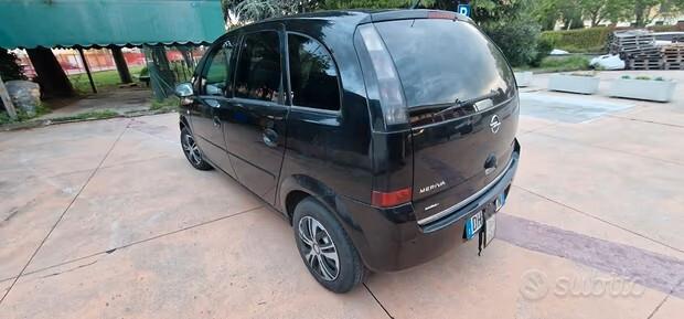 Opel Meriva 1.6 16V Enjoy