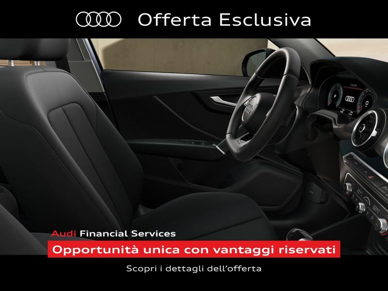 Audi Q2 35 2.0 tdi identity black s-tronic