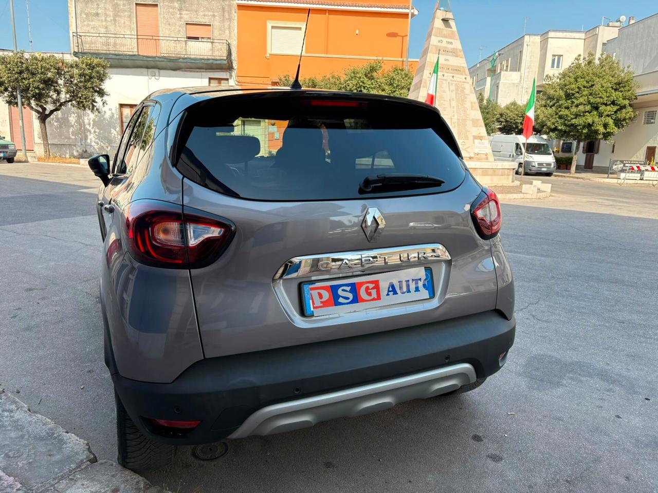 RENAULT CAPTUR 1.5 DCI STRAFULL APRILE 2018 136000KM NAVI RETROC