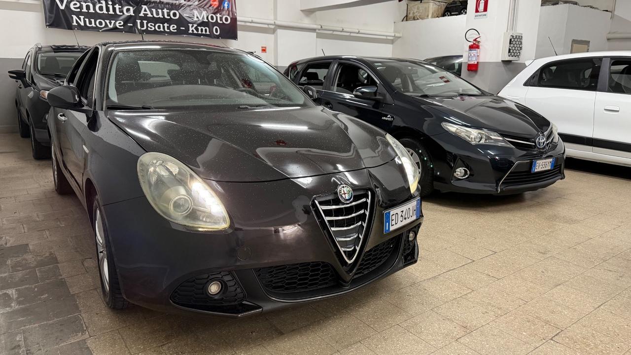 Alfa Romeo Giulietta 1.4 Turbo MultiAir Distinctive 2010