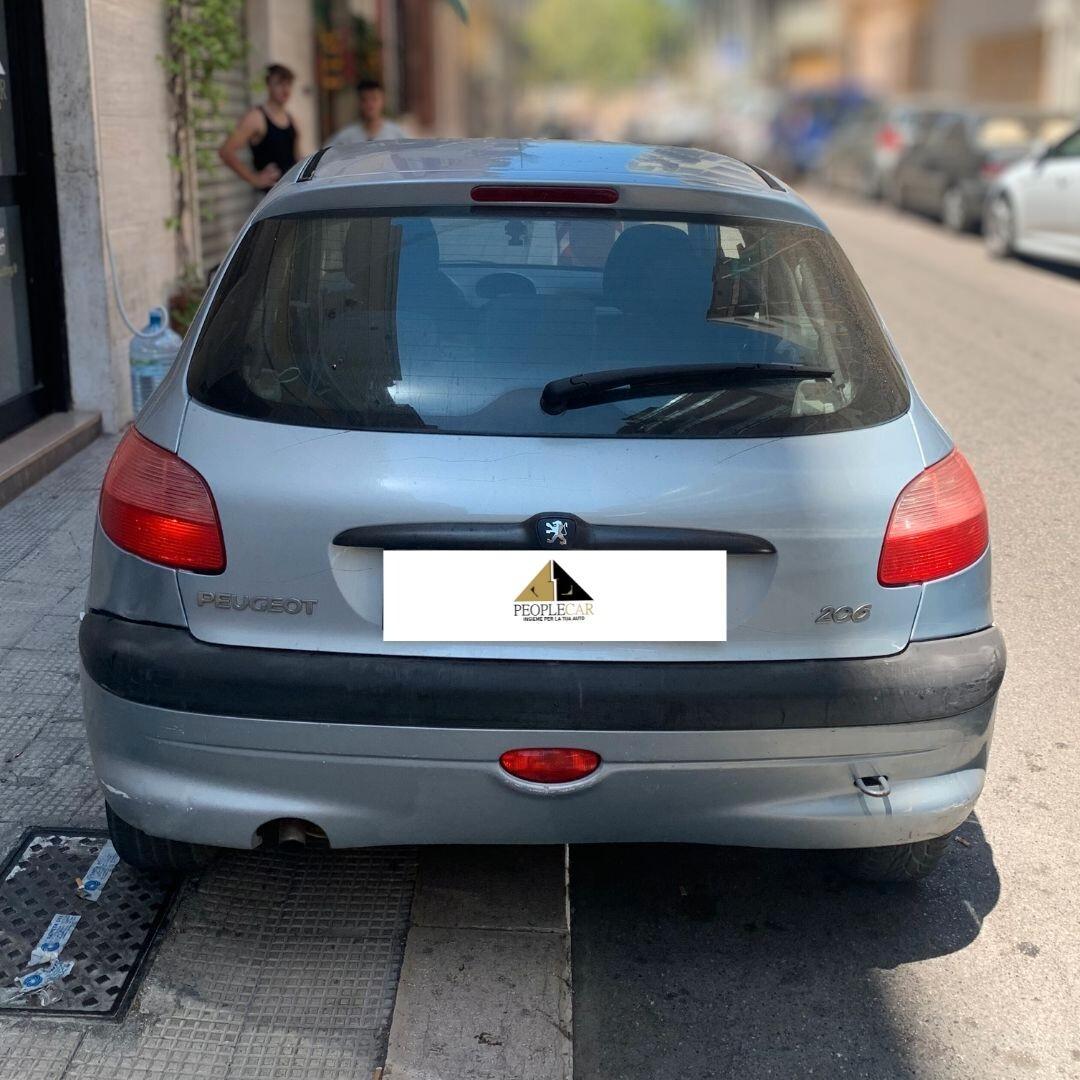 Peugeot 206 **NEOPATENTATI**