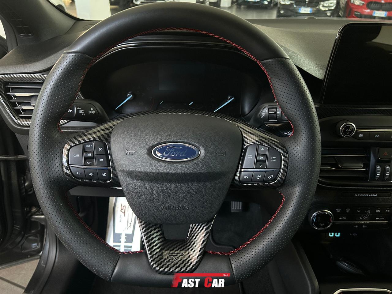 Ford Focus 1.0 EcoBoost Hybrid 125 CV 5p. ST Line