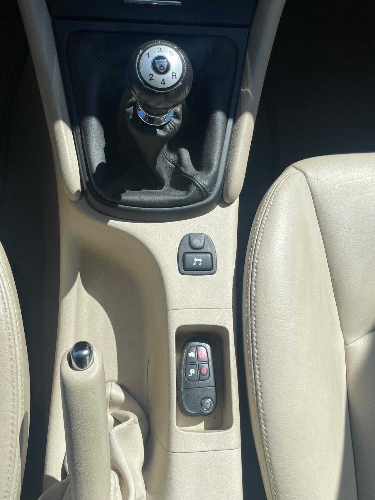 Jaguar X-Type 2 litri V6 24V cat Executive