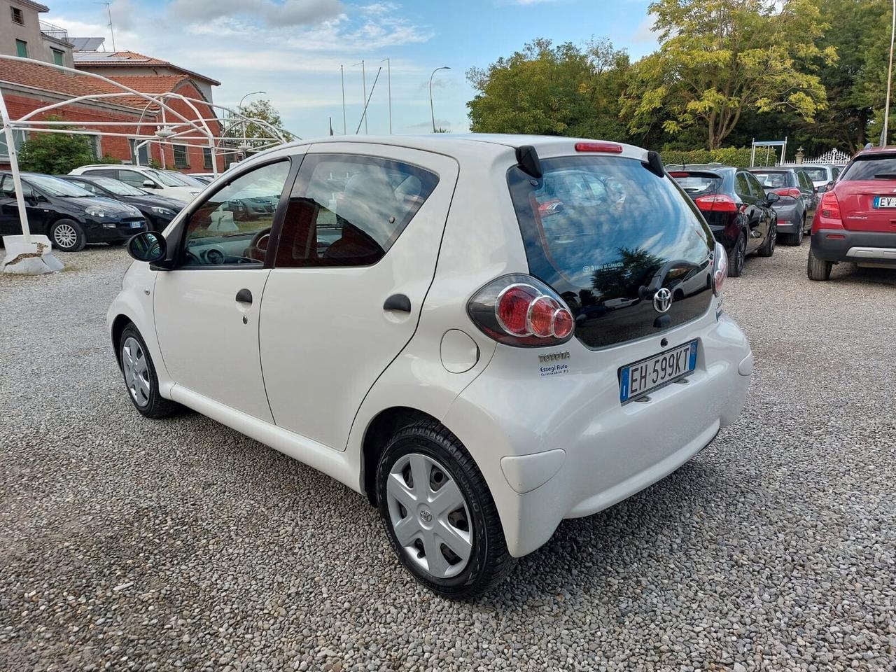 Toyota Aygo 1.0 12V VVT-i 5 porte Connect UNICO PROP