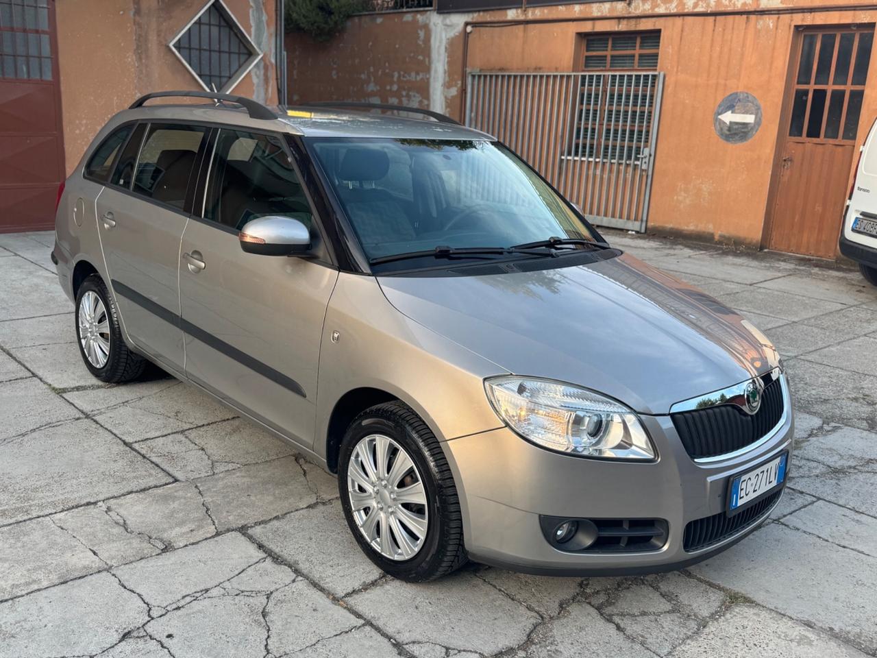 Skoda Fabia 1.2 6V 60CV 5p.