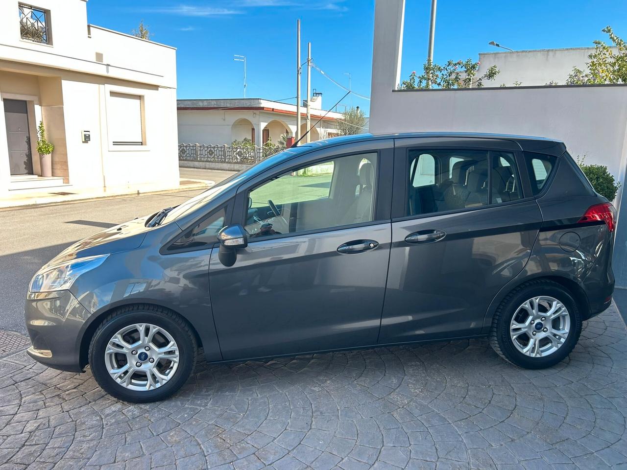 Ford B-Max 1.5 TDCi TITANIUM 5POSTI AUTOCARRO-2014