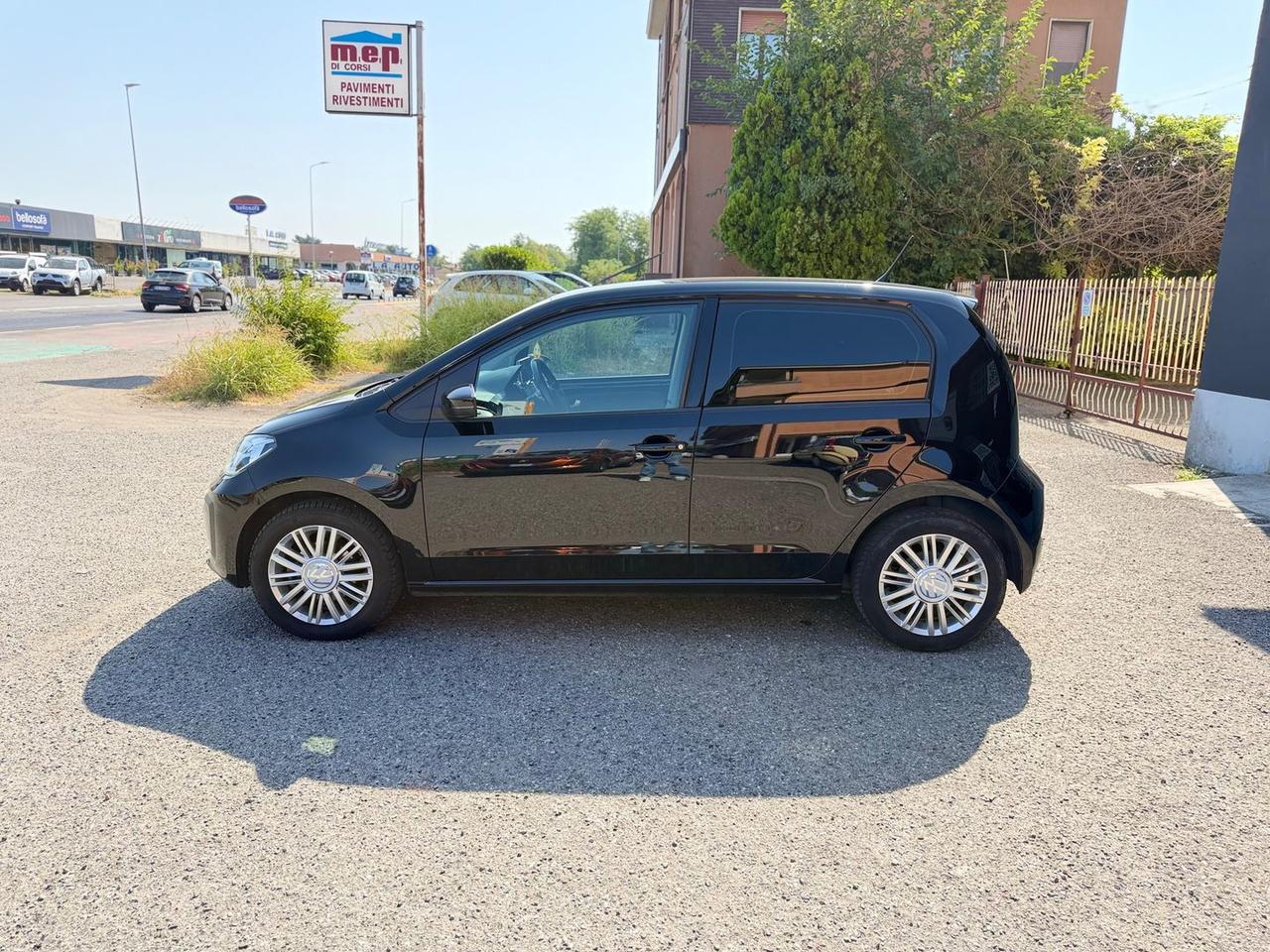 Volkswagen up! High up! 1.0 eco up! #11986