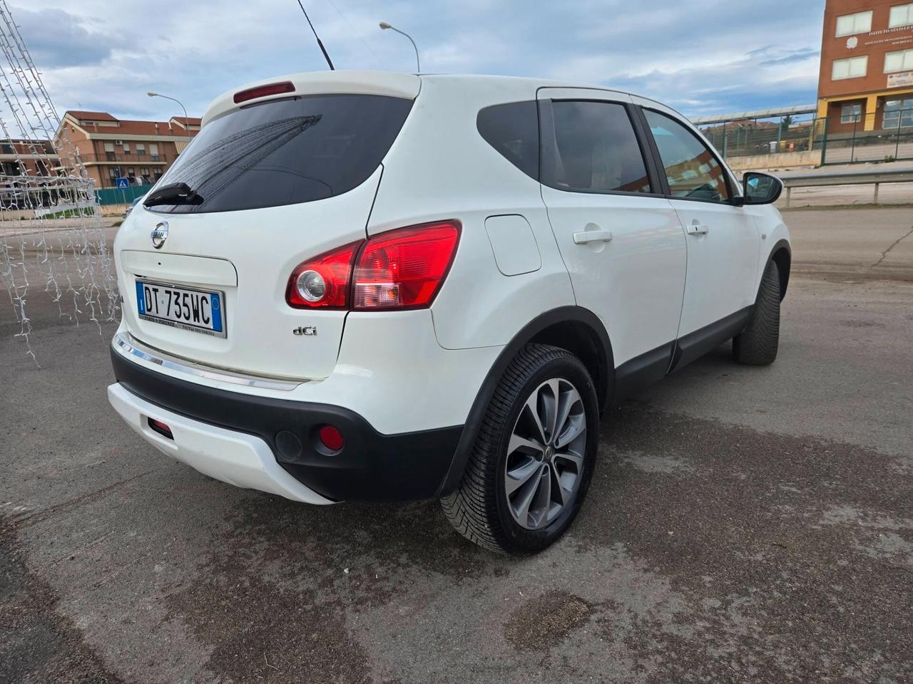 Nissan Qashqai 2.0 dCi DPF 4WD Tekna