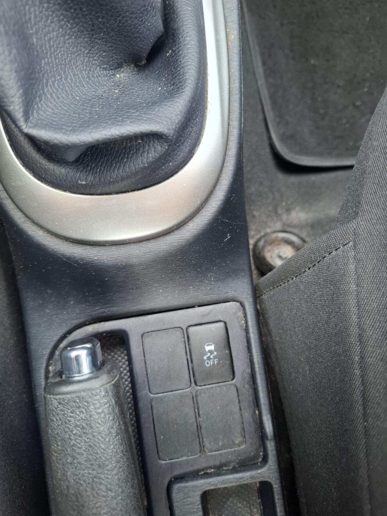 Toyota Yaris 1.0 5 porte Lounge