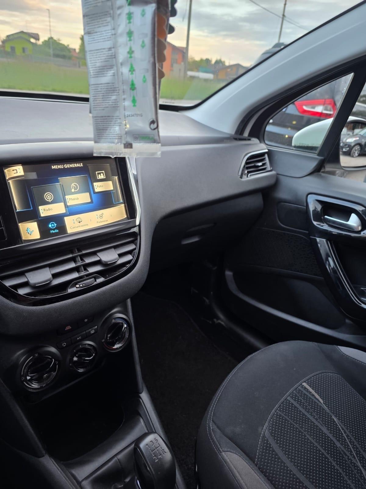Peugeot 208 1.2 VTi 82 CV 5 porte Access