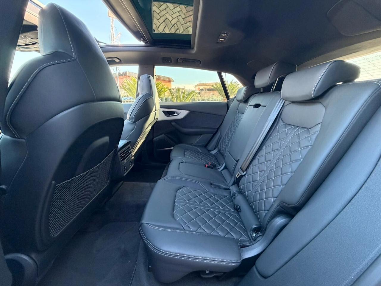 Audi Q8 ACCONTO €35.000 NOLEGGIO RISCATTO NO SCORING