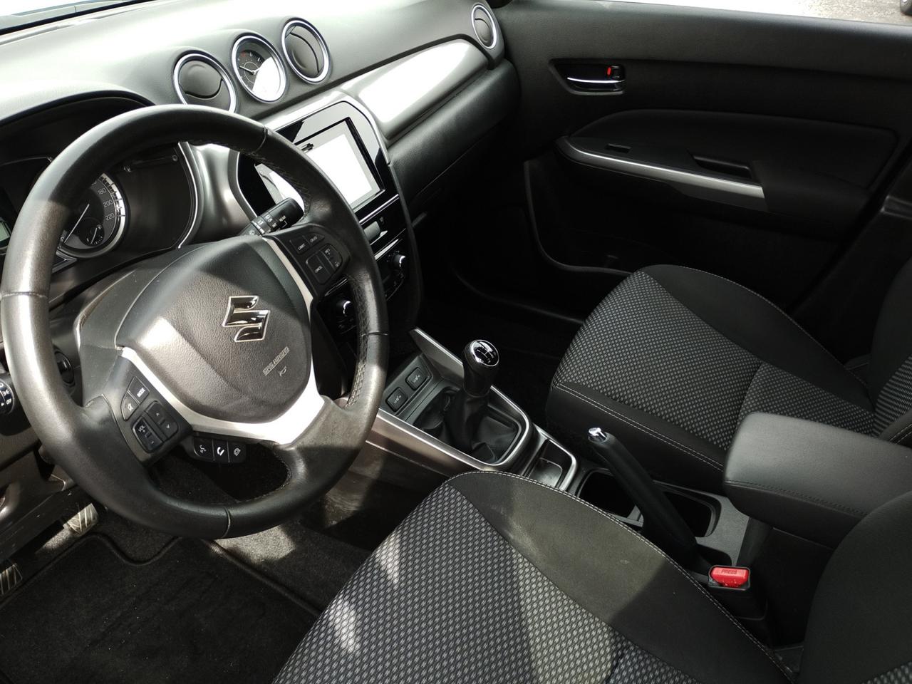 Suzuki Vitara 1.0 boosterjet Starview 2wd