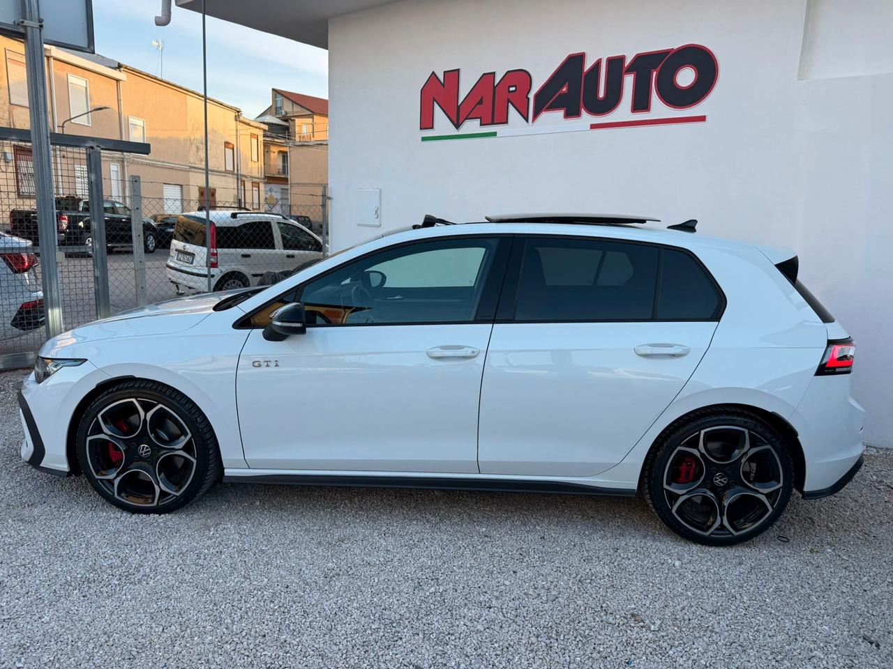New Volkswagen Golf 8.5 GTI 2.0 TSI 265 CV