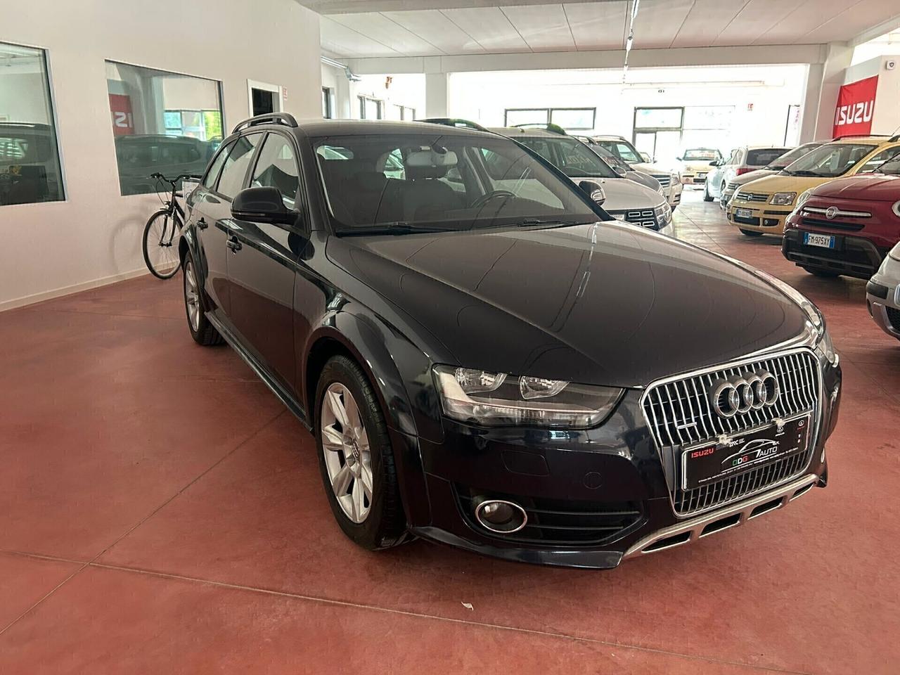 Audi A4 ALLROAD 4X4 RUOTE MOTRICI Diesel 2.0 CV 177 km 187.440 garanzia 12 mesi