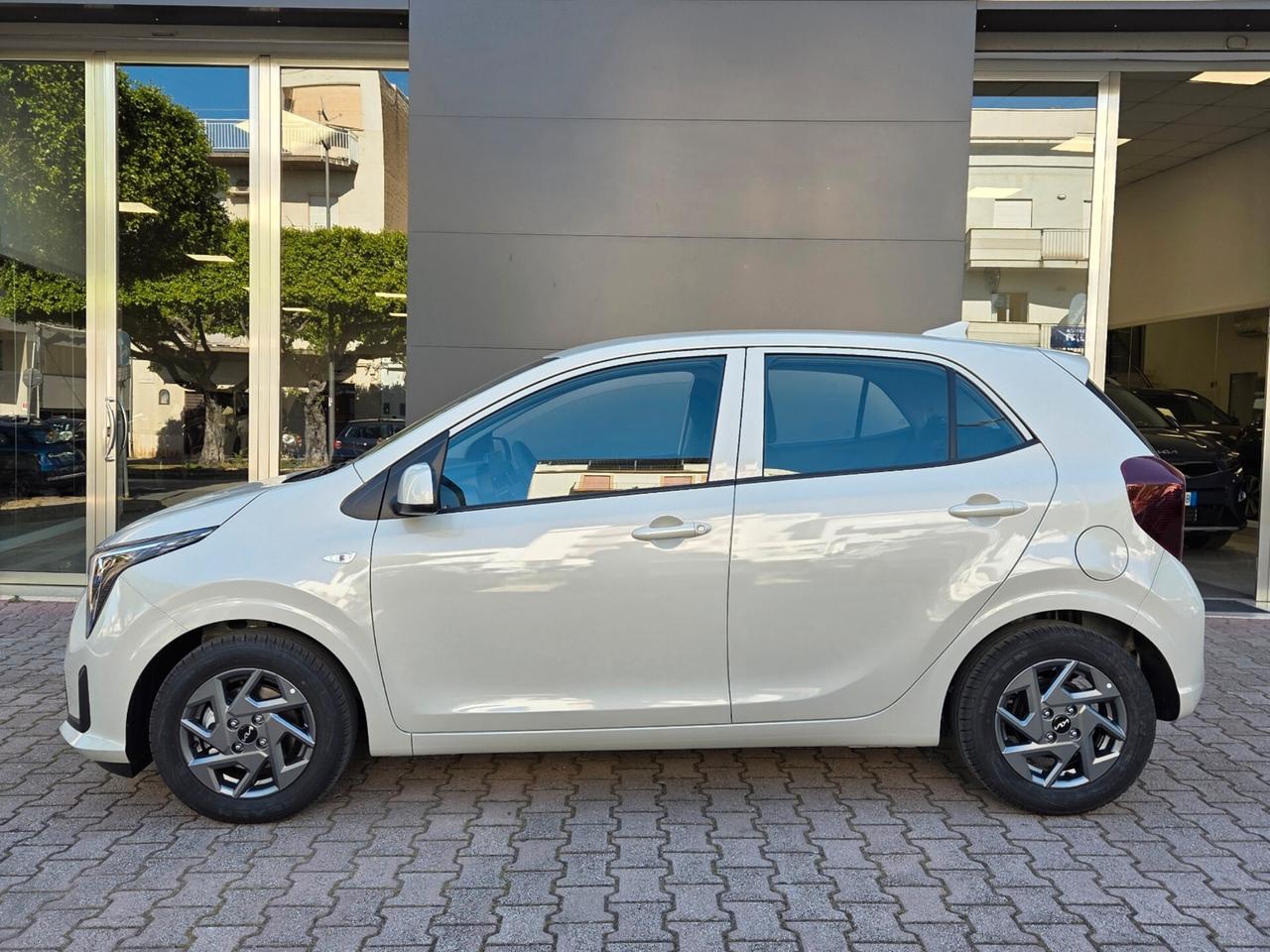 Kia Picanto 1.0 12V 5 porte Urban NUOVA