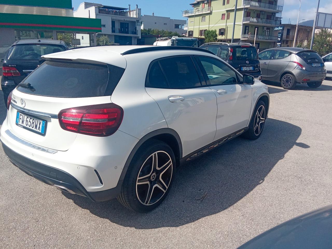 Mercedes-benz CLA 200 d Automatic Premium