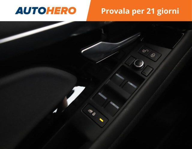 LAND ROVER Range Rover Evoque 1.5 I3 PHEV 300 CV AWD Auto R-Dynamic S