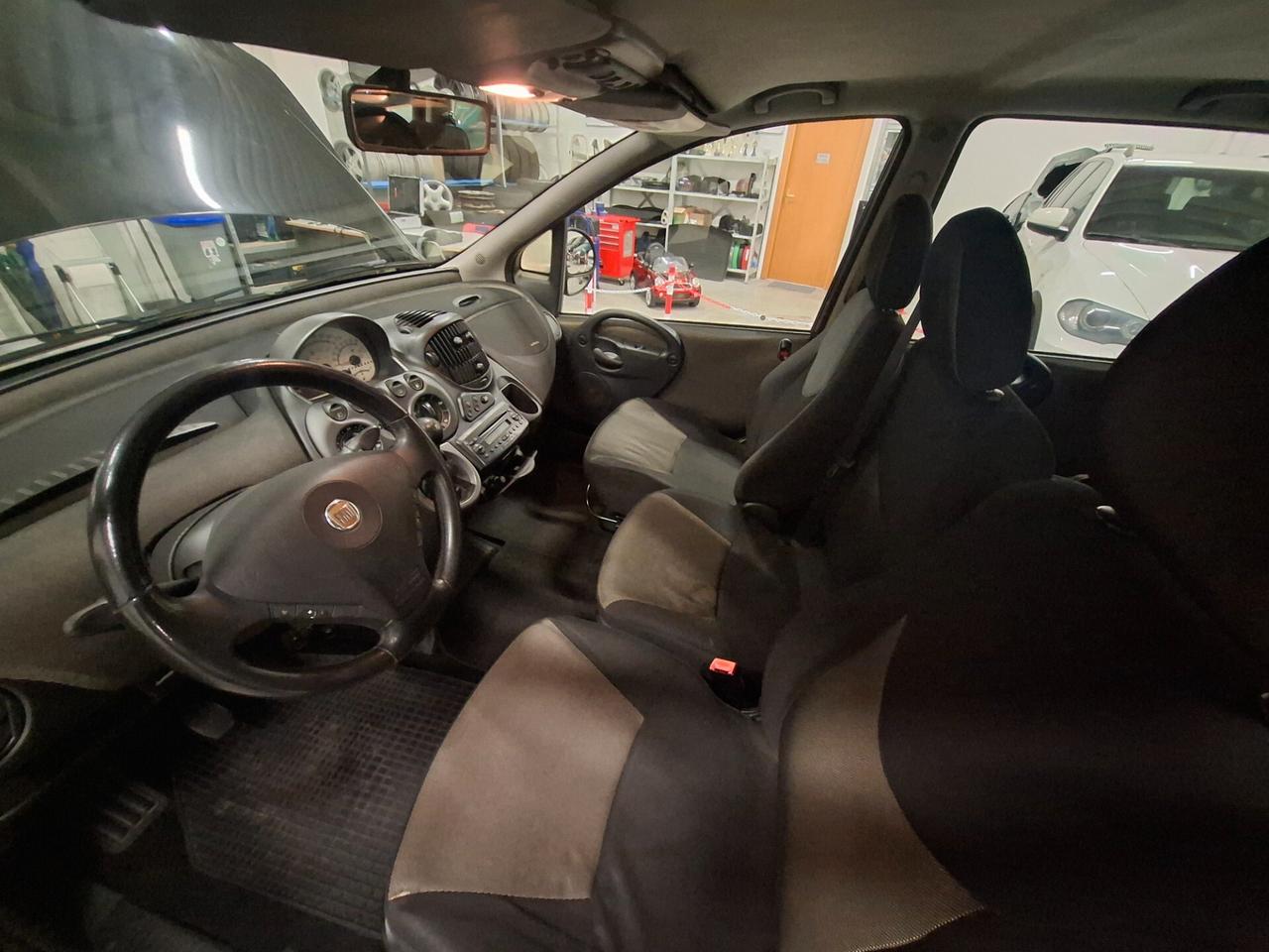 Fiat Multipla 1.6 16V Natural Power Emotion