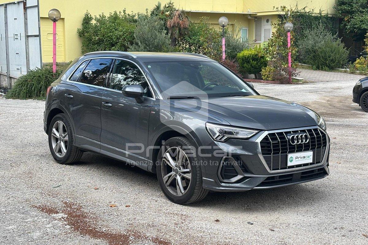 AUDI Q3 40 TDI quattro S tronic S line edition