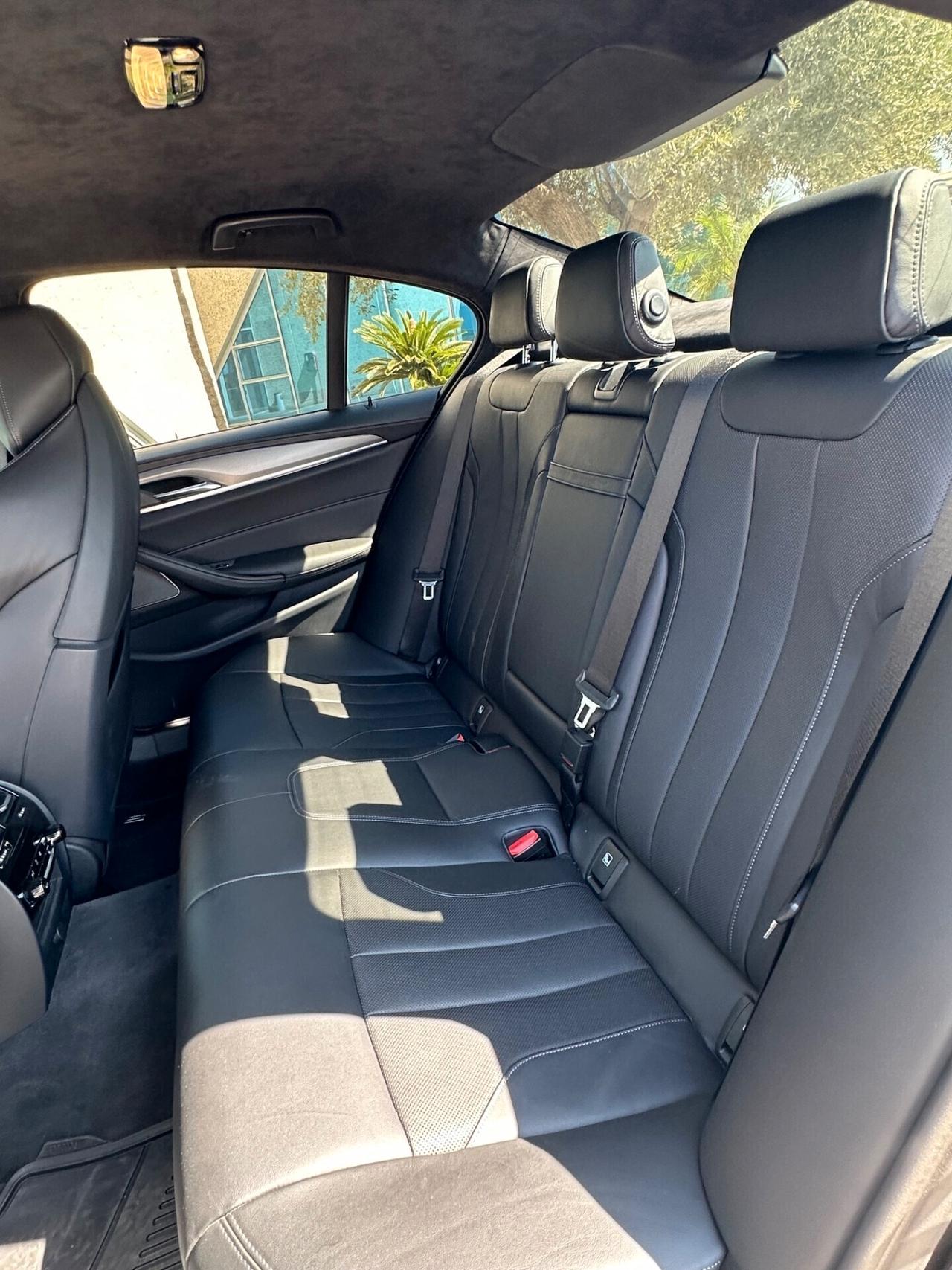 BMW M5 4.4 V8 600cv offerta T-Stock prezzo imperdibile