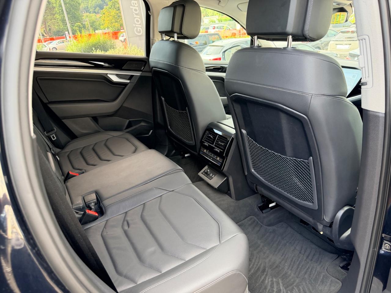 Volkswagen Touareg 3.0 V6 TDI SCR Elegance uni pro
