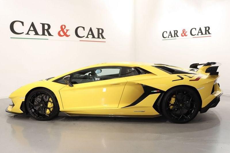 Lamborghini Aventador SVJ 6.5 V12 1 of 900