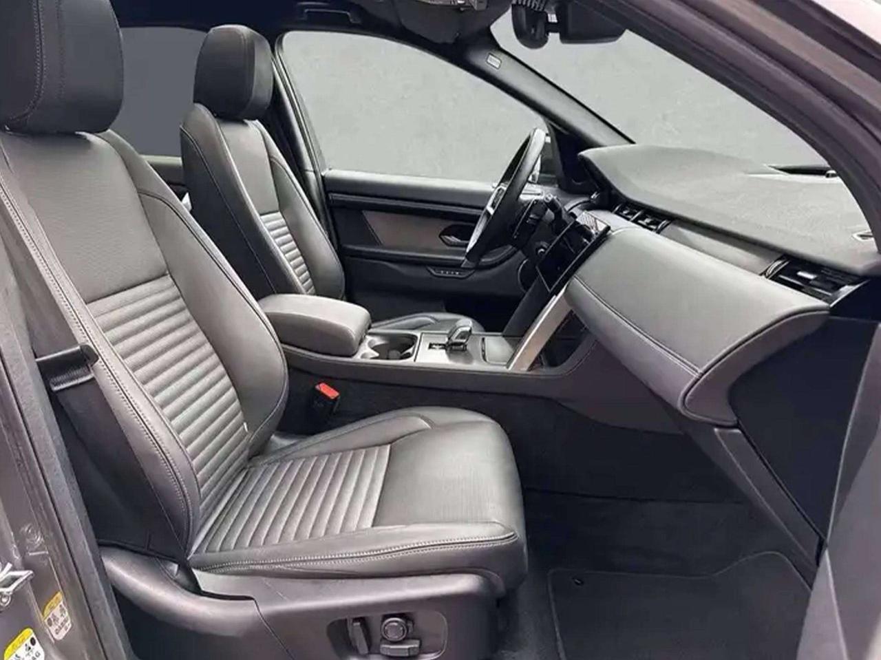 Land Rover Discovery Sport 2.0d td4 mhev R-Dynamic HSE awd 204cv/7Posti/Gancio