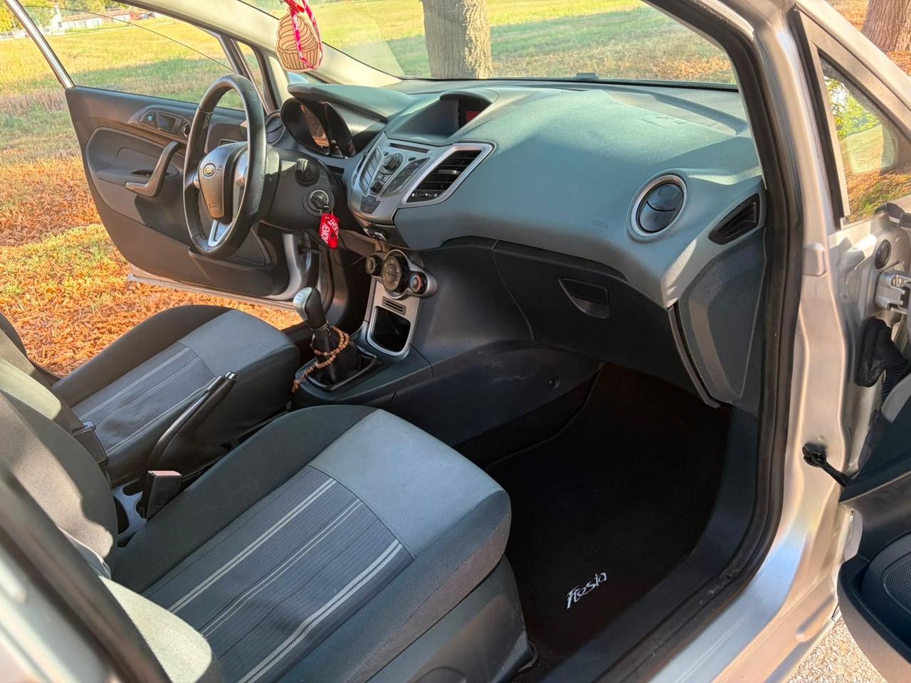 Ford Fiesta 1.4 TDCi 5p. Titanium