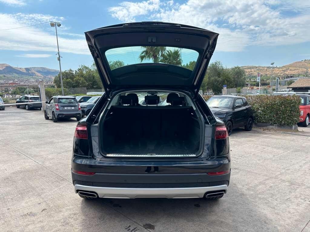 Audi Q8 SUV 45 TDI quattro tiptronic S line edition 2024 / KM 52.000 IVA ESPOSTA Tua a solo 599 Euro al mese
