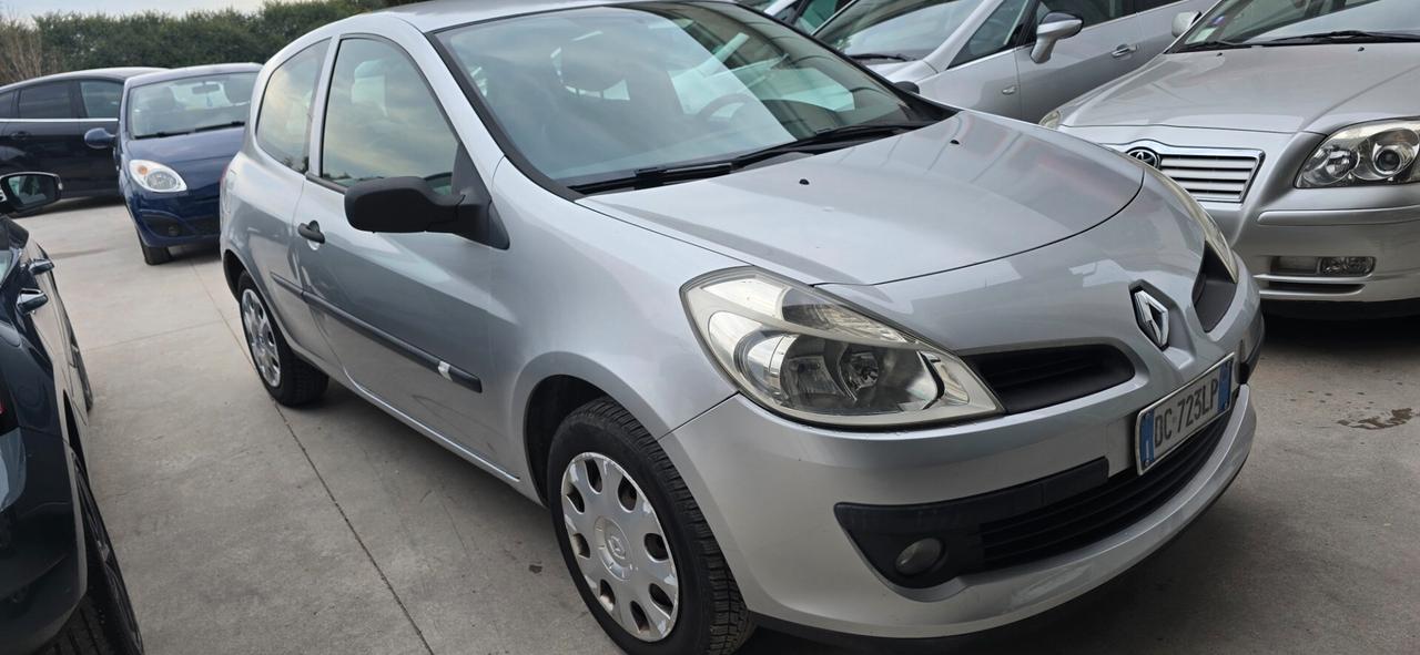 Renault Clio Storia 1.2 3 porte Pack