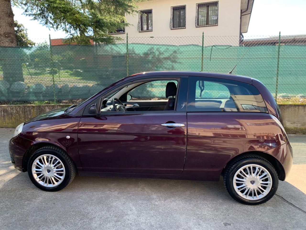 Lancia Ypsilon 1.2 Oro