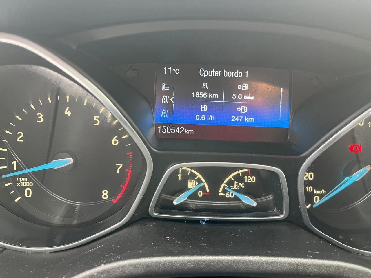 Ford focus-5P-1.0 ecoboost-benz-2016