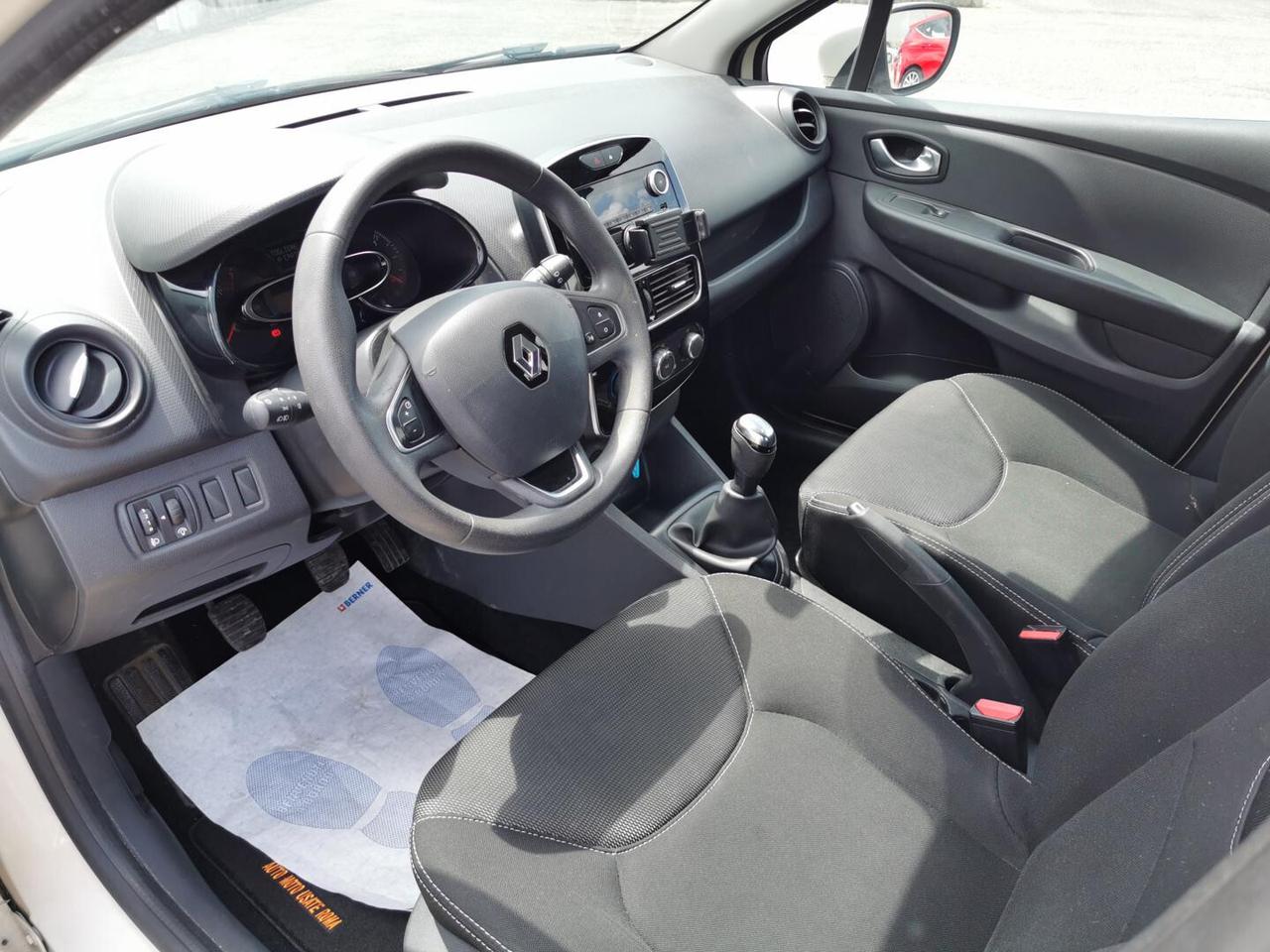 Renault Clio 1.2 75CV Life E6B NEOPAT. * OFFERTA SENZA FINANZIAMENTO - RATE AUTO MOTO SCOOTER