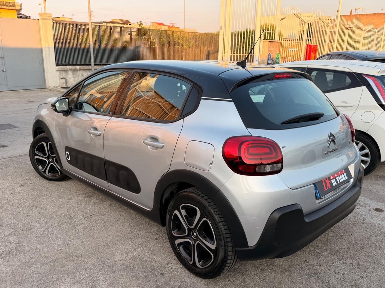 Citroen C3 1.2 GPL NAVI CAR PLAY Shine