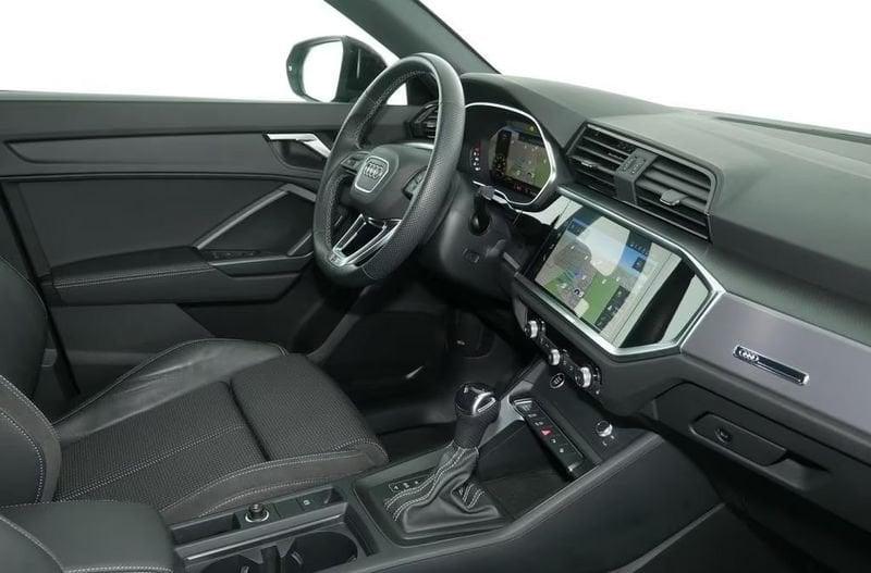 Audi Q3 Sportback 35 TFSI S tronic S Line Edition Matrix Led 19"