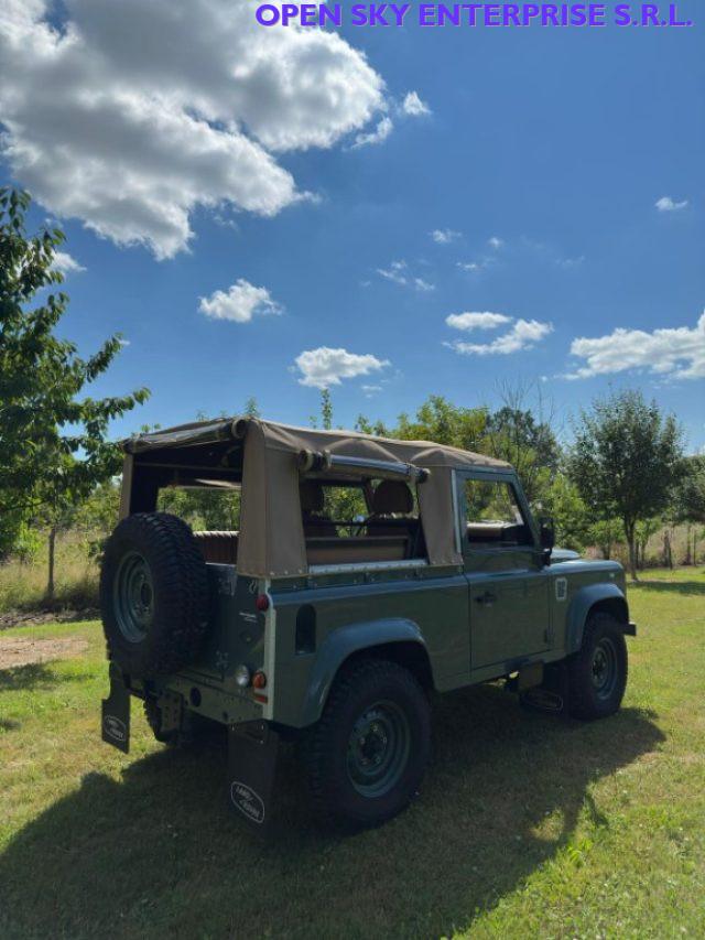 LAND ROVER Defender 90 2.2 TD4 Soft top N1 SAFARI EDITION