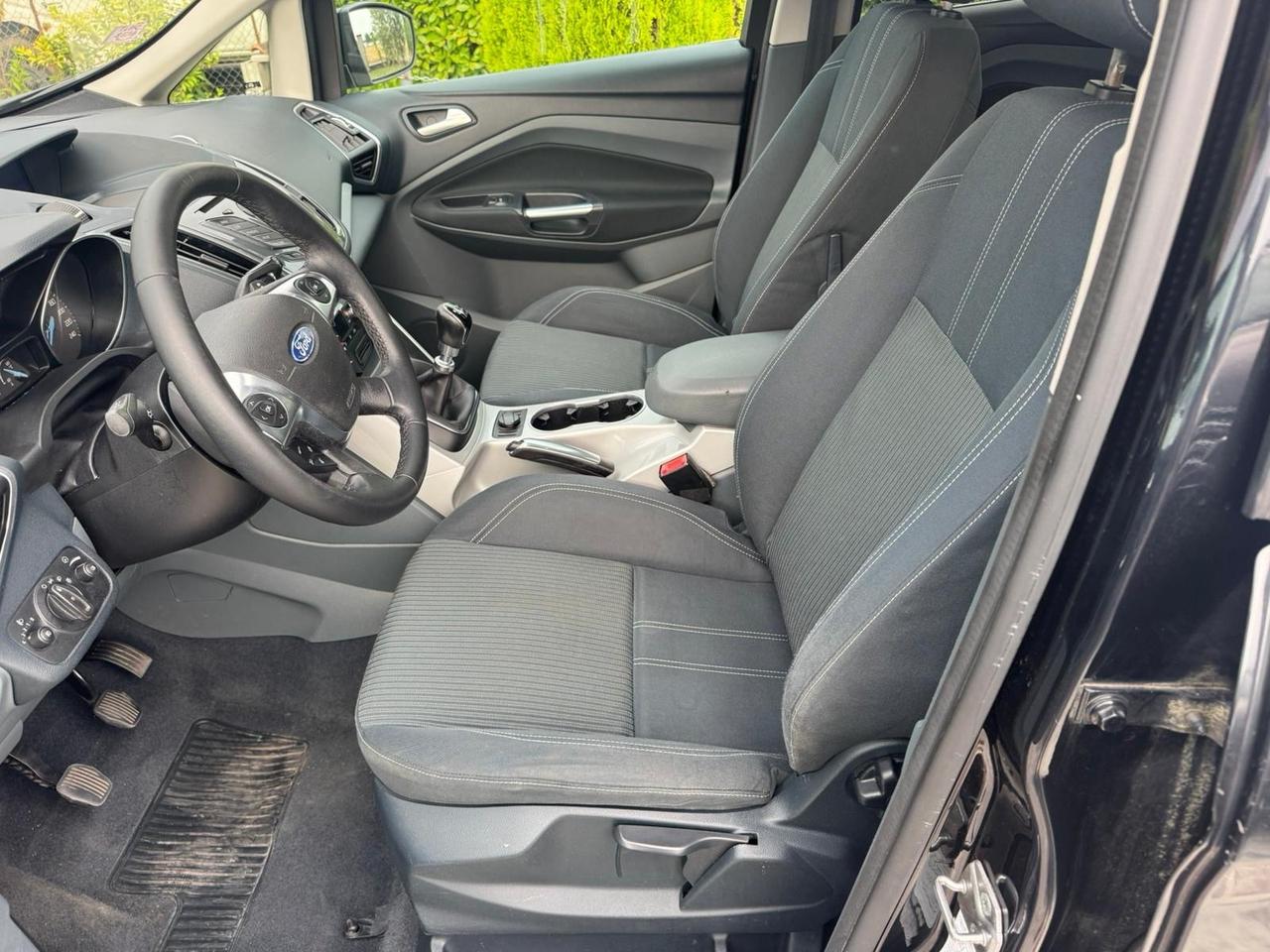 Ford C-Max 1.6 TDCi 115CV Titanium neopatentati