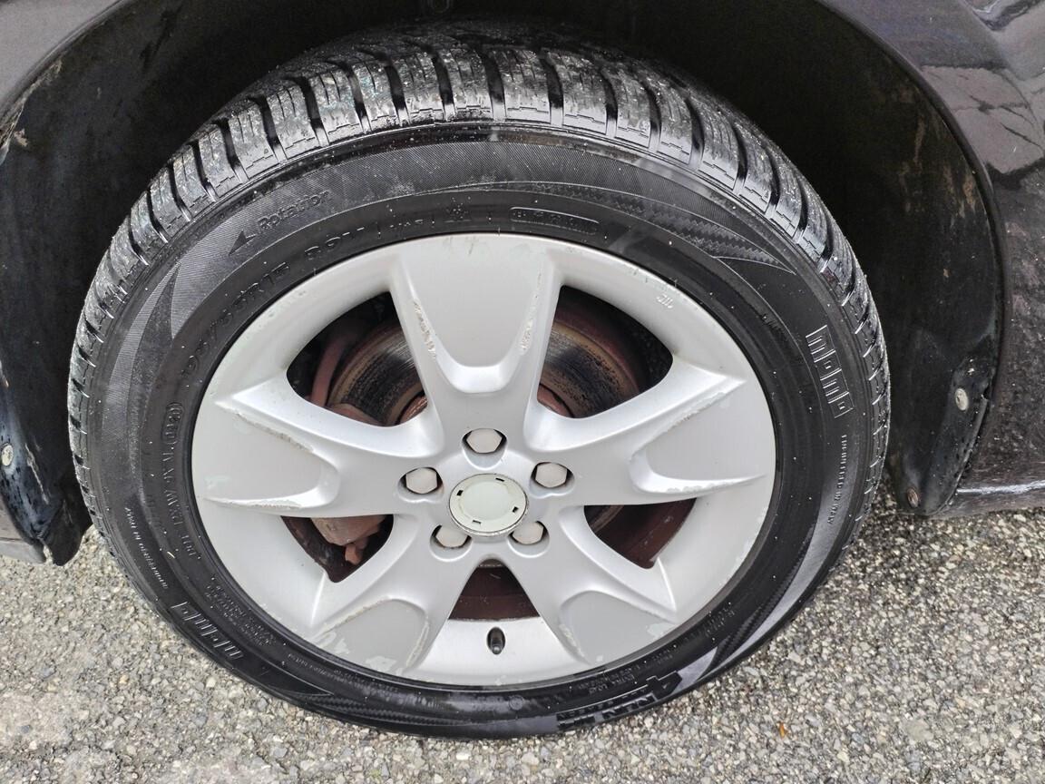 Skoda Roomster 1.4 16V Sport 90000km tetto panoramico consegna con manutenzioni fatte